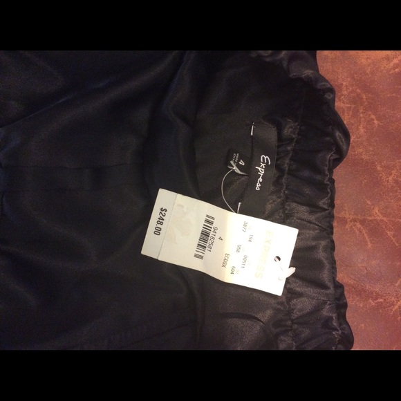 Cocktail Dress with Faux Feather Detail - Picture 4 of 4